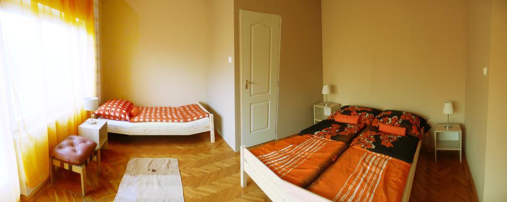 Orchidea Apartman Tata Cameră foto