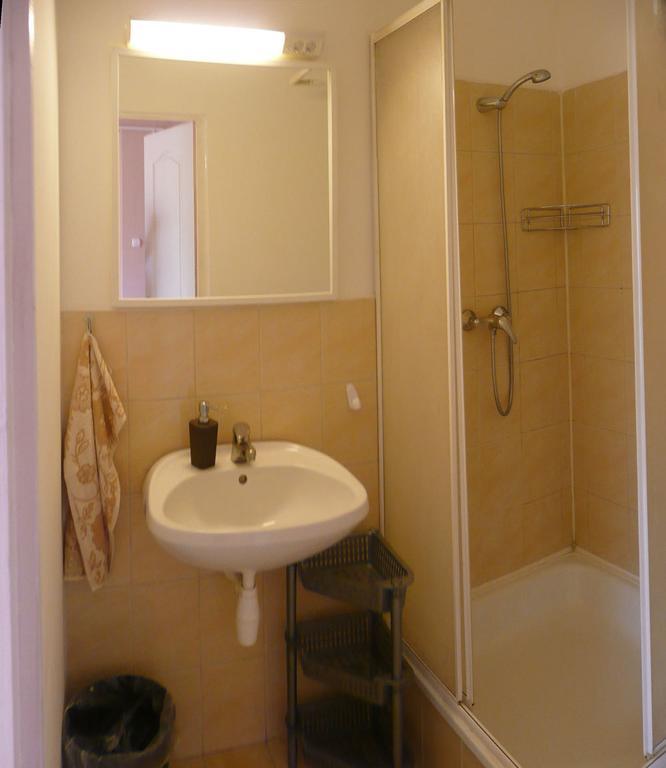Orchidea Apartman Tata Cameră foto