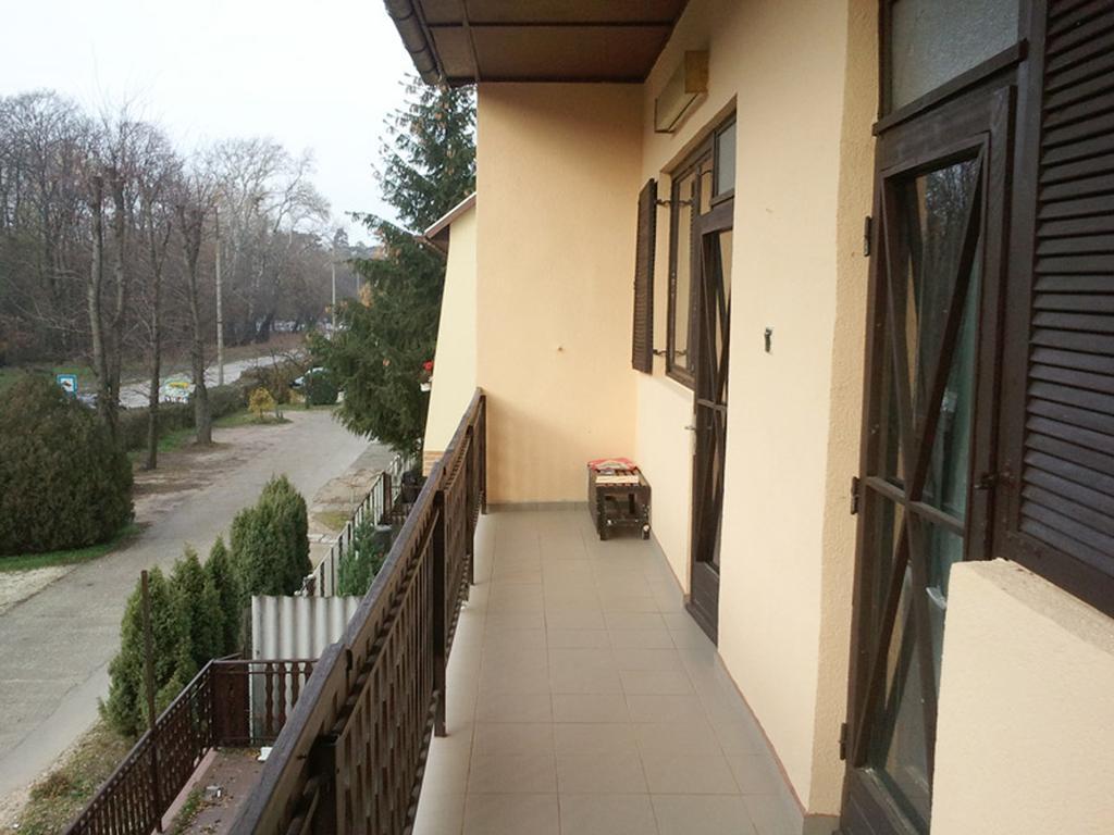 Orchidea Apartman Tata Cameră foto